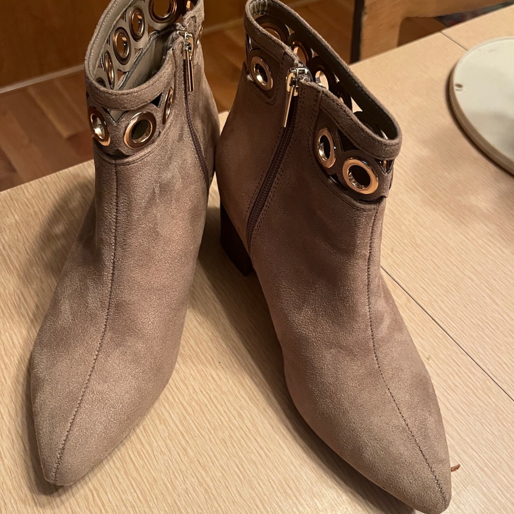 Tan ankle suede boots